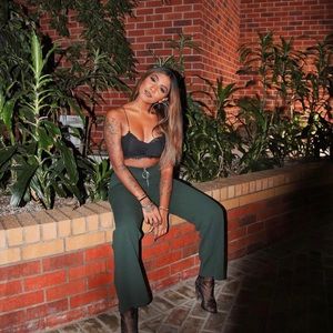 Meet your Posher, Sharan